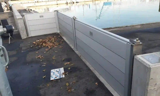 Batardeau dans un port