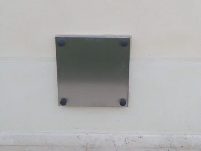 Plaque de protection pour une aération
