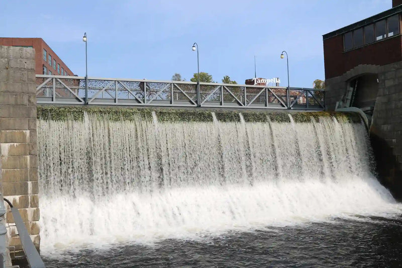 Échelle pour ouvrage industriel